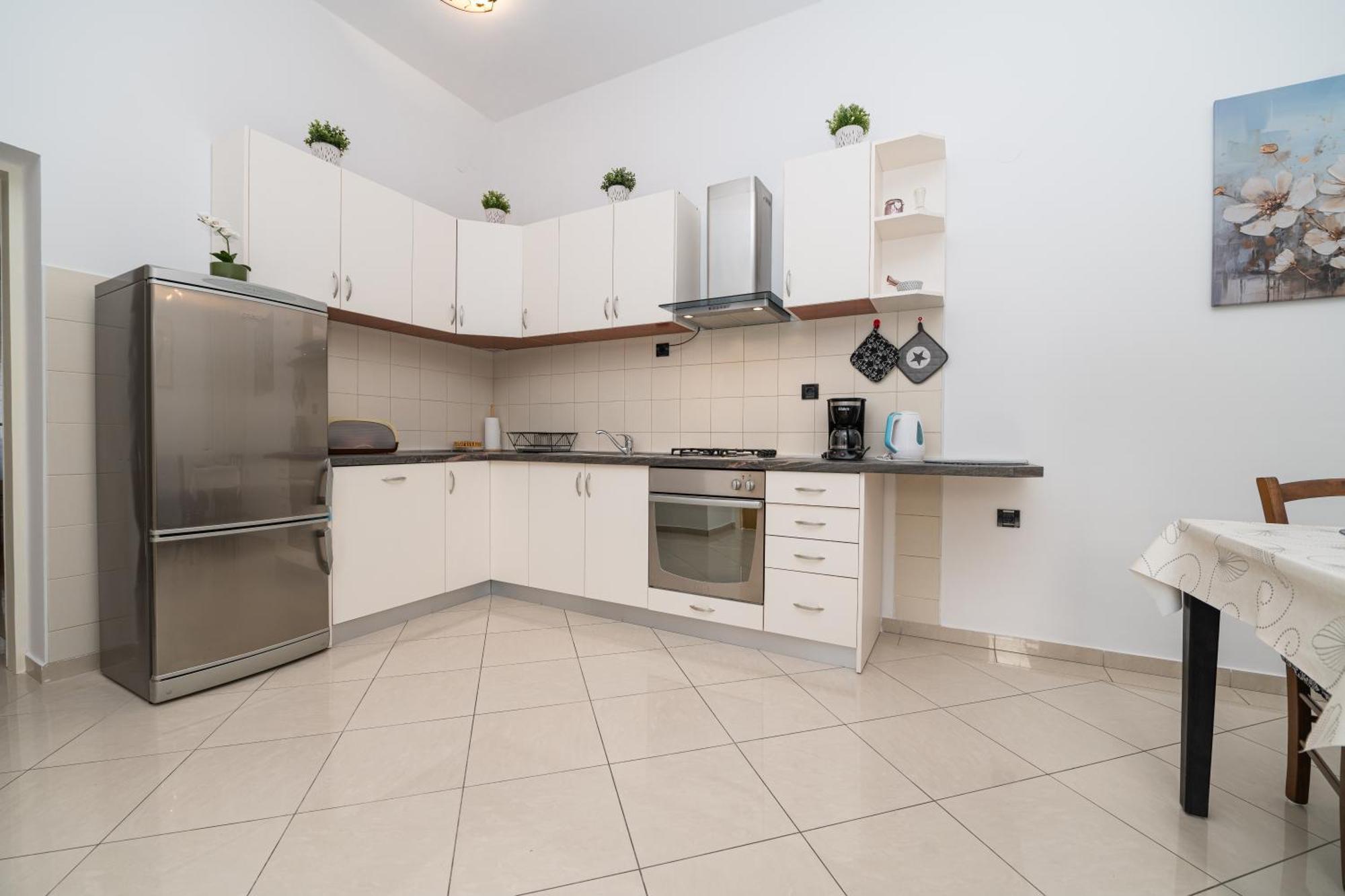 Апартаменты Aparment Kod Kule Црес Экстерьер фото
